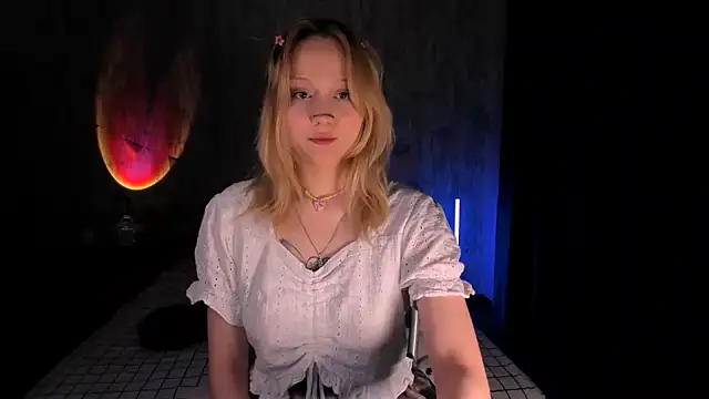 Snapshot of MariaMango chatting on February 13, 11:15 pm MariaMango online show from February 13, 11:15 pm