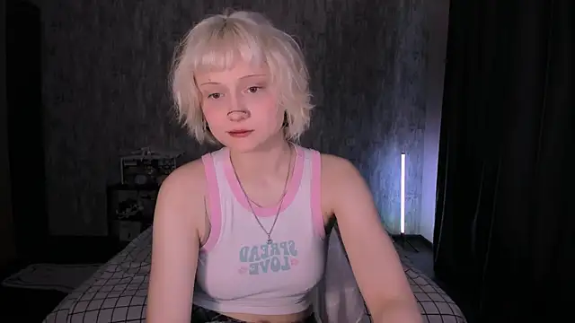 Snapshot of MariaMango chatting on October 13, 5:29 am MariaMango online show from October 13, 5:29 am