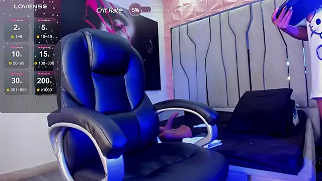 emilycat 777 online show from January 19, 6:53 am