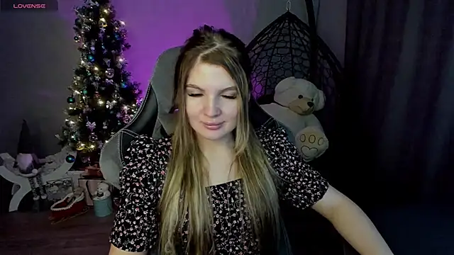 Snapshot of lily_williamss chatting on December 18, 3:15 am lily williamss online show from December 18, 3:15 am