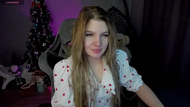 Snapshot of lily_williamss chatting on December 26, 12:03 am lily williamss online show from December 26, 12:03 am