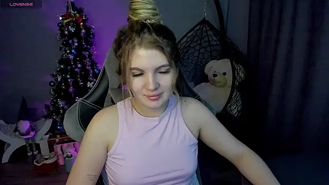 Snapshot of lily_williamss chatting on January 12, 12:07 am lily williamss online show from January 12, 12:07 am