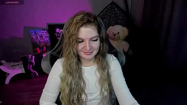 Snapshot of lily_williamss chatting on January 28, 3:36 am lily williamss online show from January 28, 3:36 am