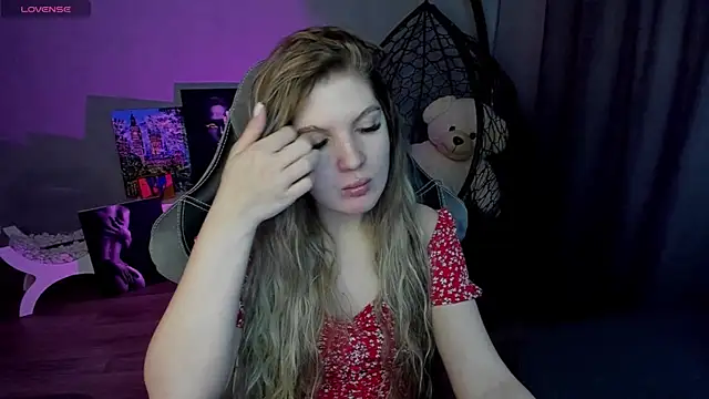 Snapshot of lily_williamss chatting on January 30, 3:22 am lily williamss online show from January 30, 3:22 am