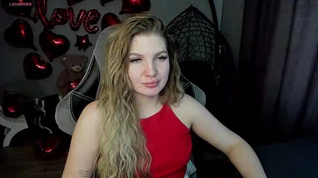 Snapshot of lily_williamss chatting on February 25, 12:14 am lily williamss online show from February 25, 12:14 am