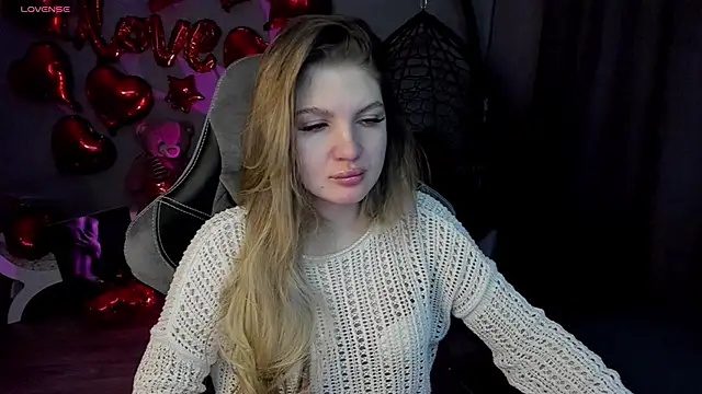 Snapshot of lily_williamss chatting on February 27, 12:10 am lily williamss online show from February 27, 12:10 am