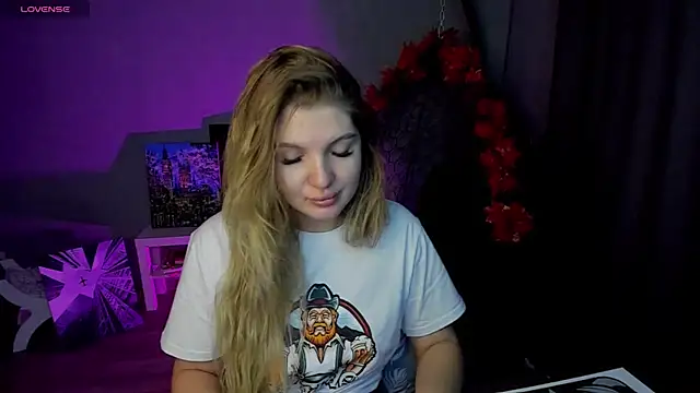 Snapshot of lily_williamss chatting on September 25, 12:36 am lily williamss online show from September 25, 12:36 am