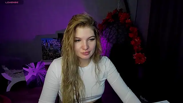 Snapshot of lily_williamss chatting on October 7, 1:14 am lily williamss online show from October 7, 1:14 am