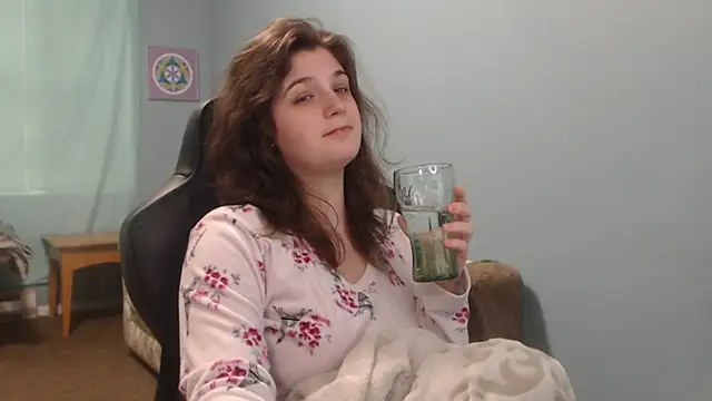 TreeJeanne online show from March 7, 12:58 am