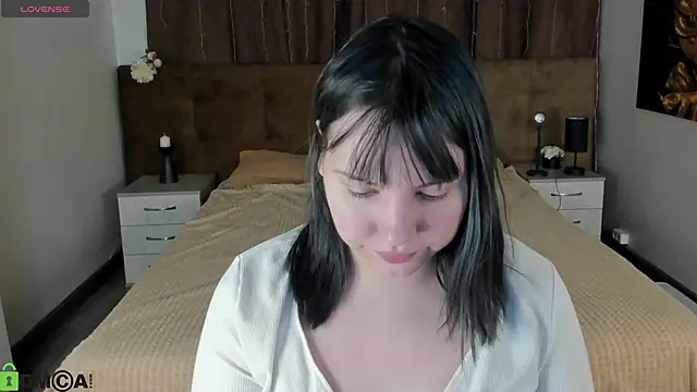 Stacy Luv online show from February 19, 8:32 am