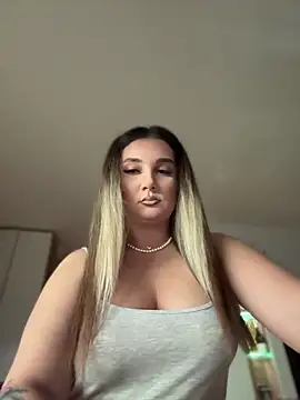 babyyboomm online show from December 19, 8:02 pm