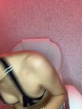  Aura- online show from February 19, 3:39 am