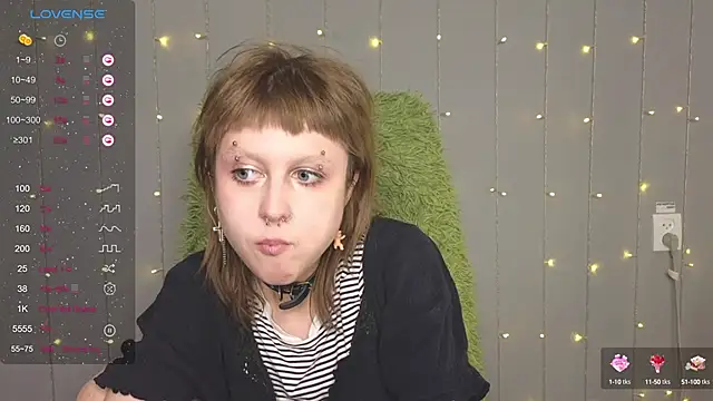 Snapshot of kortny_yo chatting on December 7, 5:42 pm kortny yo online show from December 7, 5:42 pm