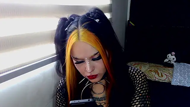 jannaink  online show from February 7, 8:42 pm