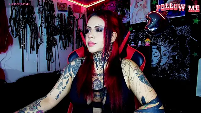 jannaink  online show from December 13, 11:32 pm