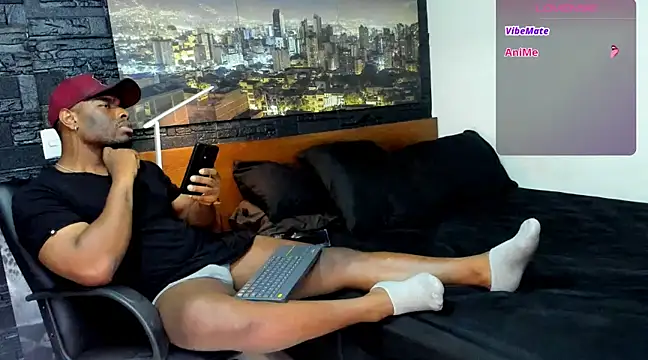 thomas santtos1 online show from January 25, 10:28 pm