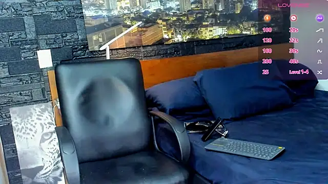 thomas santtos1 online show from March 2, 1:49 pm
