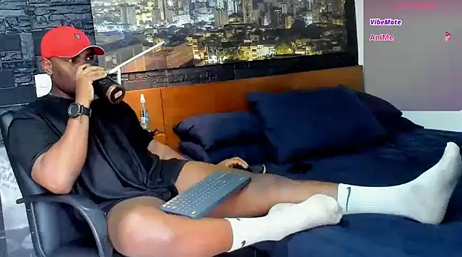 thomas santtos1 online show from March 21, 1:01 pm