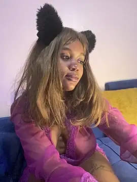 Cherrytowild online show from October 27, 8:24 pm