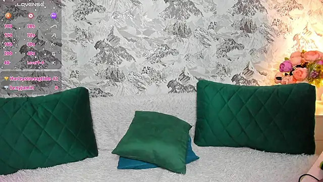 Naomi B1ack online show from December 14, 10:13 am