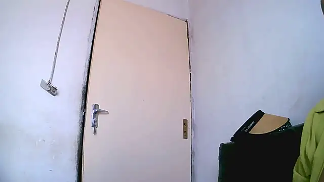 Bustypillows online show from April 16, 1:56 pm