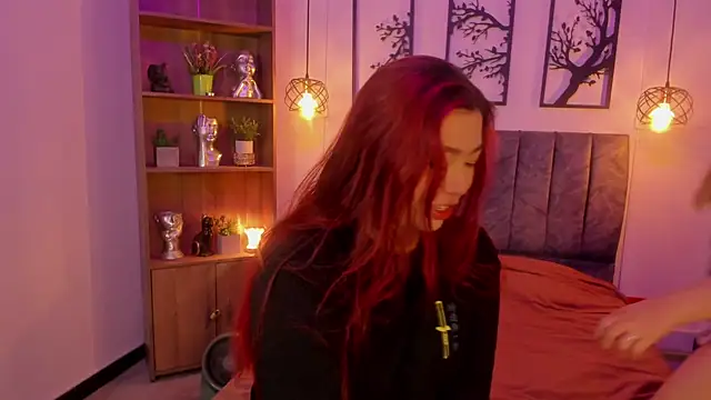 Andy and emma online show from December 11, 12:55 pm