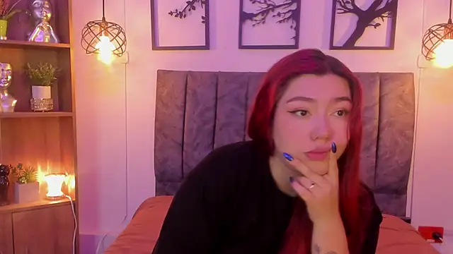 Andy and emma online show from December 11, 3:58 pm