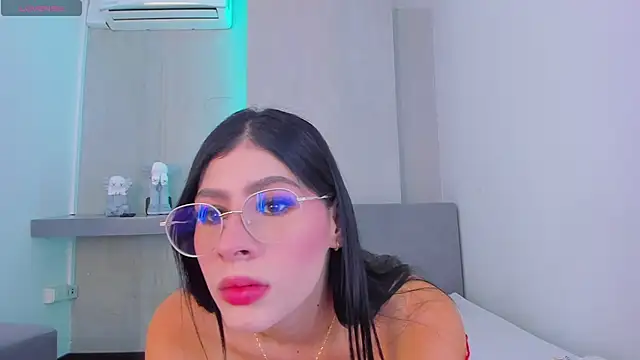 Snapshot of Dasha-b chatting on October 18, 9:48 pm Dasha-b online show from October 18, 9:48 pm