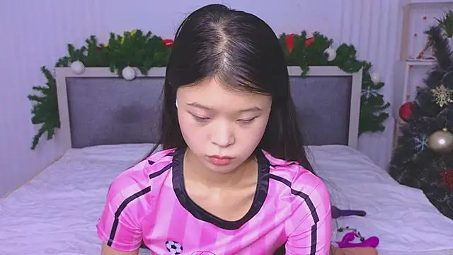 Tina Kim  online show from December 21, 7:45 am