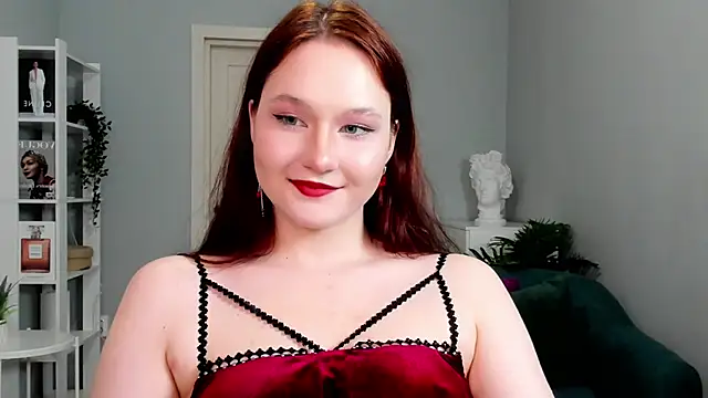 Snapshot of goddess_jee chatting on March 7, 10:02 am goddess jee online show from March 7, 10:02 am