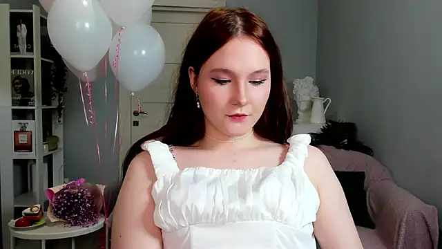 Snapshot of goddess_jee chatting on March 8, 7:27 am goddess jee online show from March 8, 7:27 am