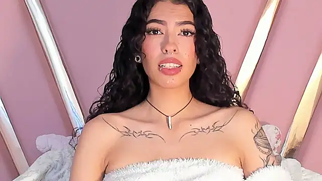 Snapshot of Eva_Benely chatting on September 16, 2:23 am Eva Benely online show from September 16, 2:23 am