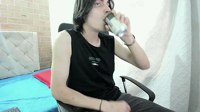 MIKE HUNTER7 online show from February 24, 1:42 pm