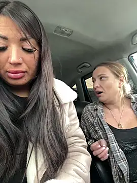 Snapshot of RuslanaXX chatting on November 15, 2:53 am RuslanaXX online show from November 15, 2:53 am