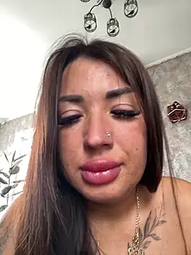 RuslanaXX online show from April 21, 4:41 am