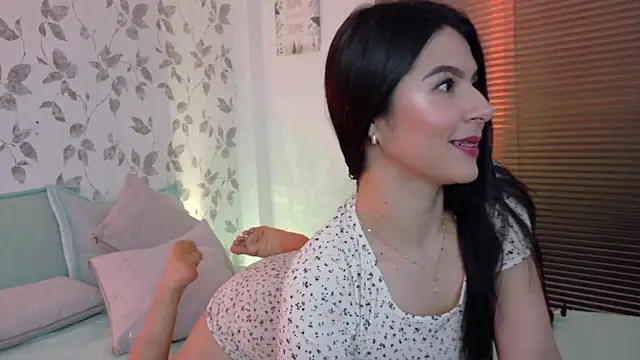 Snapshot of Nathaly-Lopez chatting on June 12, 3:22 pm Nathaly-Lopez online show from June 12, 3:22 pm