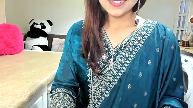 winterforu online show from February 9, 5:33 pm