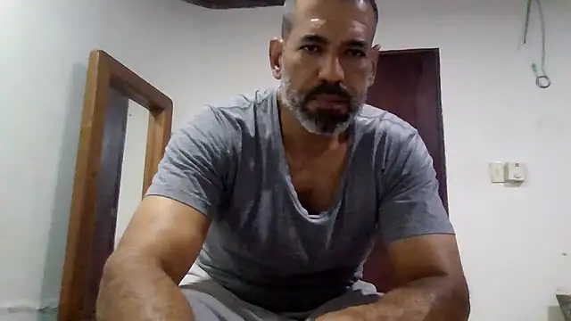 Snapshot of jackbigcock11 chatting on February 22, 3:12 am jackbigcock11 online show from February 22, 3:12 am