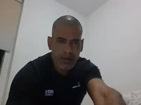 Snapshot of jackbigcock11 chatting on October 24, 2:30 am jackbigcock11 online show from October 24, 2:30 am