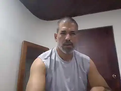 Snapshot of jackbigcock11 chatting on November 13, 11:25 pm jackbigcock11 online show from November 13, 11:25 pm