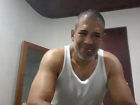 Snapshot of jackbigcock11 chatting on November 30, 5:55 am jackbigcock11 online show from November 30, 5:55 am