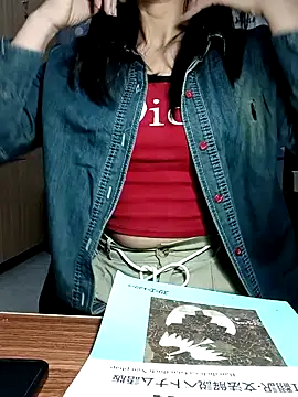 Snapshot of Blythe_69 chatting on December 18, 12:51 pm Blythe 69 online show from December 18, 12:51 pm