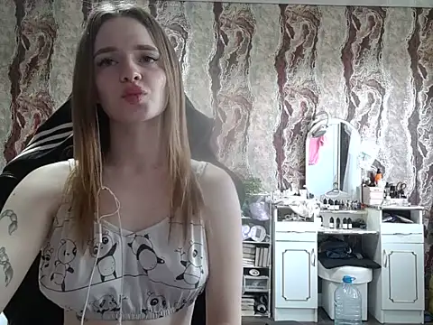 Snapshot of samanta55555 chatting on May 19, 8:42 am samanta55555 online show from May 19, 8:42 am