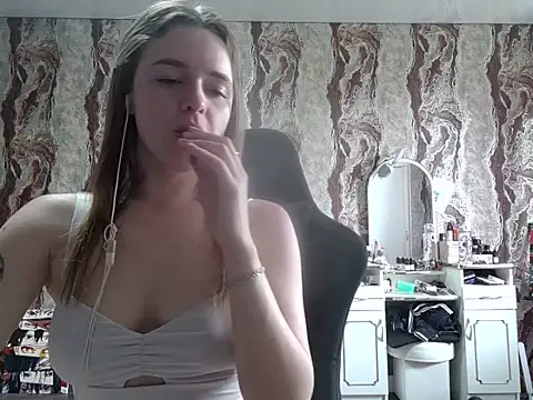 Snapshot of samanta55555 chatting on May 25, 8:53 am samanta55555 online show from May 25, 8:53 am