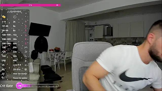 Snapshot of ZackFraser chatting on January 16, 5:11 am ZackFraser online show from January 16, 5:11 am