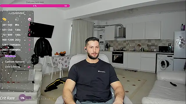 Snapshot of ZackFraser chatting on January 22, 8:07 am ZackFraser online show from January 22, 8:07 am