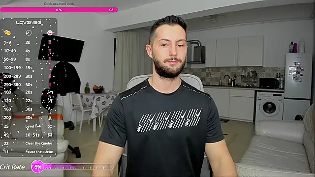 Snapshot of ZackFraser chatting on January 30, 5:09 am ZackFraser online show from January 30, 5:09 am