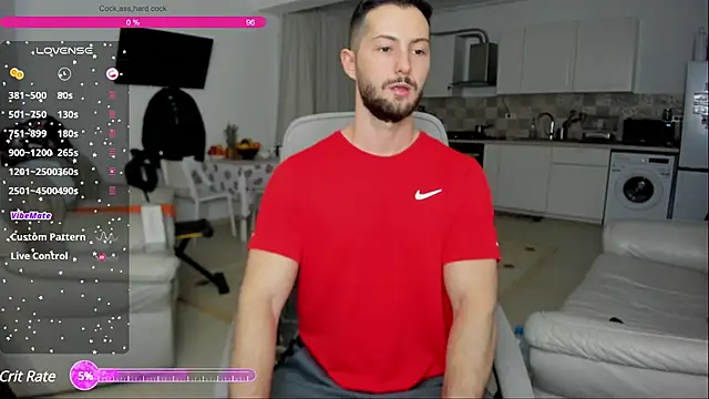 Snapshot of ZackFraser chatting on February 14, 5:19 am ZackFraser online show from February 14, 5:19 am