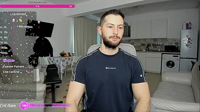 Snapshot of ZackFraser chatting on March 5, 6:44 am ZackFraser online show from March 5, 6:44 am