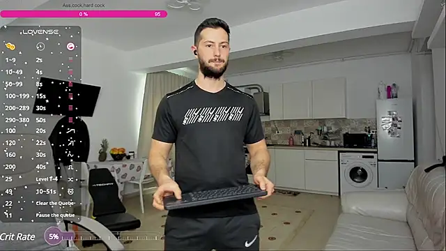 Snapshot of ZackFraser chatting on March 11, 8:20 am ZackFraser online show from March 11, 8:20 am